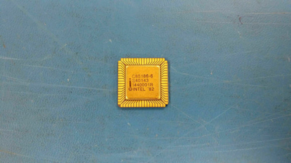 (1 PC) C80186-6 INTEL IC MICROPROCESSOR 16-BIT MOS LLCC 68PIN CERAMIC