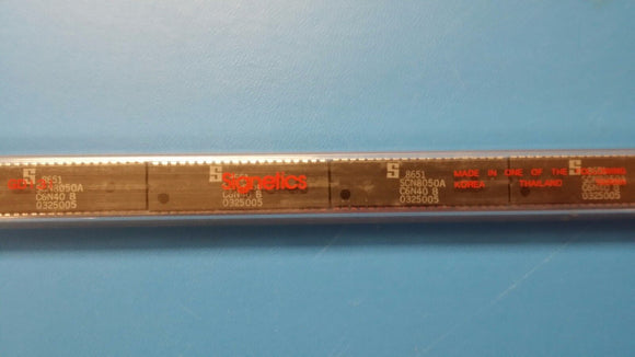 (1 PC) SCN8050AC6N40 8-Bit Microcontroller-Microcomputer Expandable Memory & I/O