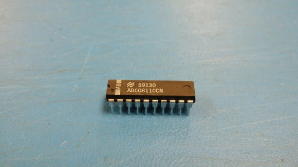 (1 PC) ADC0811CCN NSC A/D Converter, 8-Bit, 1 Func, Bipolar, PDIP20