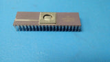 (1PC) MC68705R3L Microcontroller, 8-Bit, UVPROM, 6805 CPU, 4.2MHz, NMOS, CDIP40
