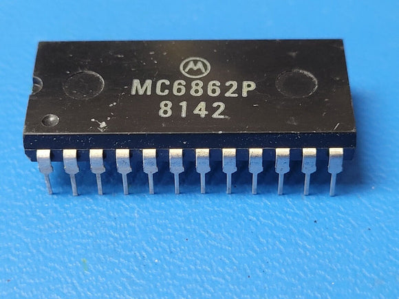 (1 PC) MC6862P MOT 8-Bit Digital Modem Chip DIP-24