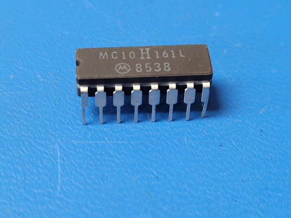 (1 PC) MC10H161L MOT Decoder/Driver, 10H Series, True Output, ECL, CDIP16