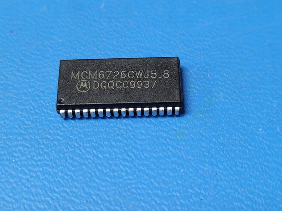 (2 PCS) MCM6726CWJ5.8 MOT Standard MOT Standard SRAM, 128KX8, 6ns, BICMOS, SOJ32