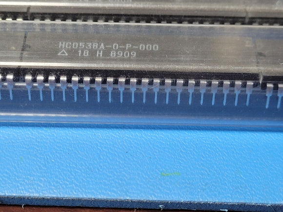 (1 PC) HC0538A-0-P-000 HUGHES MICROELECTRONICS PDIP-40 LCD DRIVER IC