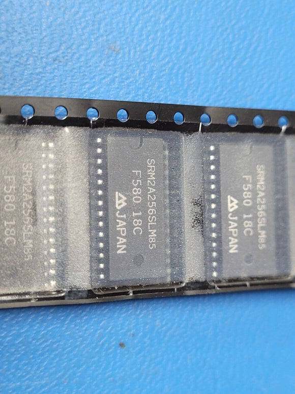 (2 PCS) SRM2A256SLM85 Standard SRAM 32KX8 85ns CMOS SOIC28