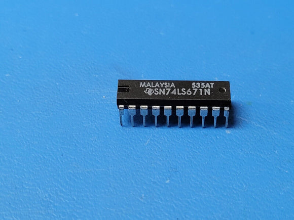 (1 PC) SN74LS671N TI Parallel In Parallel Out, 4-Bit, Bidirectional TTL, PDIP20
