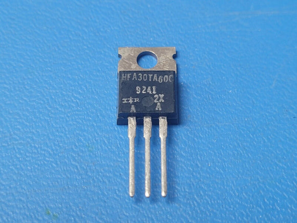 (1 PC) HFA30TA60C IR DIODE ARRAY GP 600V 15A TO220-3