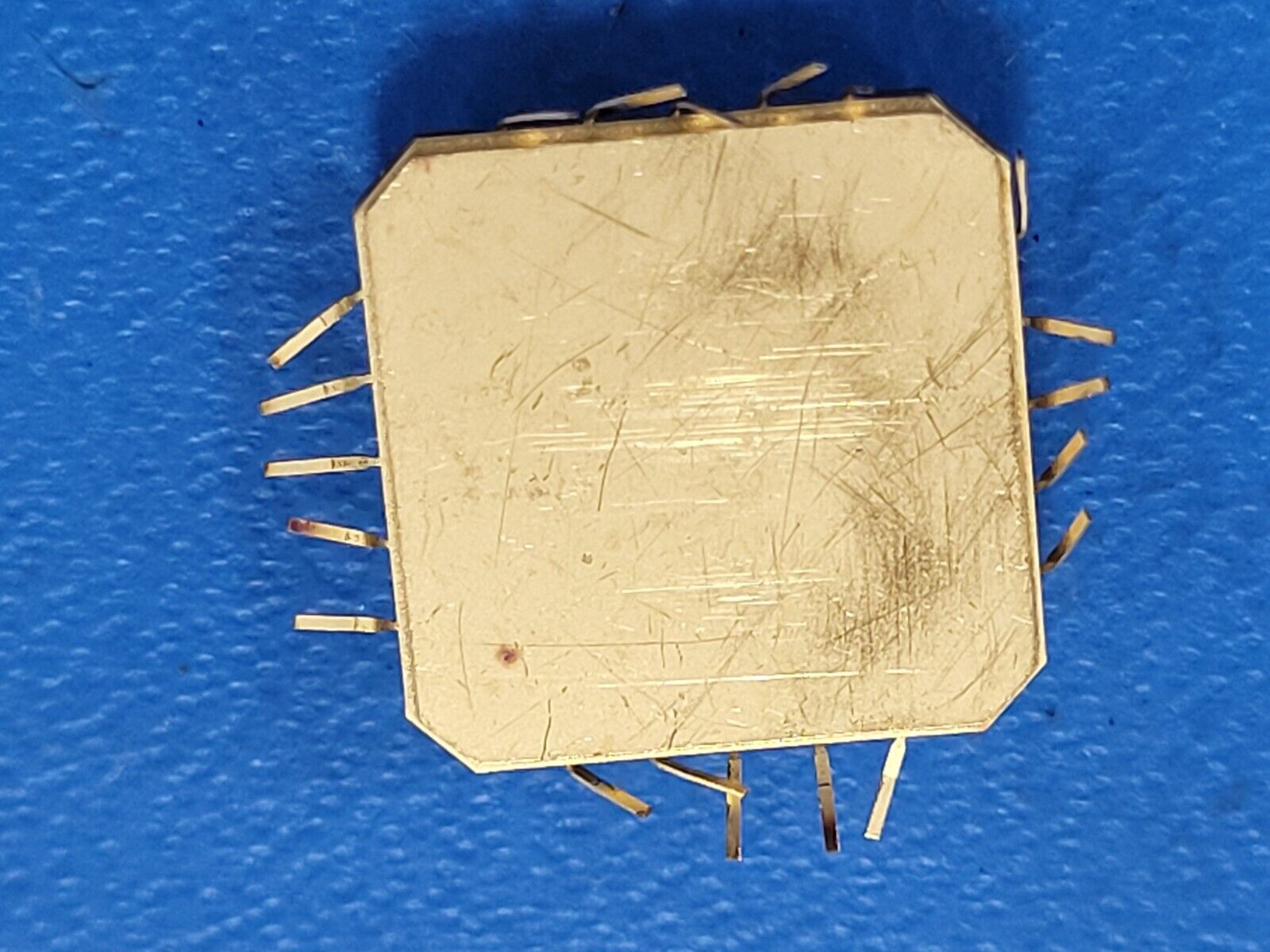 1 oz) SCRAP ICs SCRAP GOLD PLATED IC FOR GOLD RECOVERY
