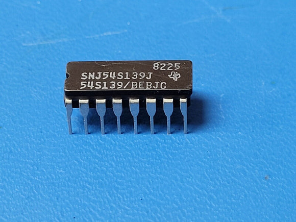 (1 PC) SNJ54S139J TI Decoder/Demultiplexer Dual 2-to-4 16-Pin CDIP