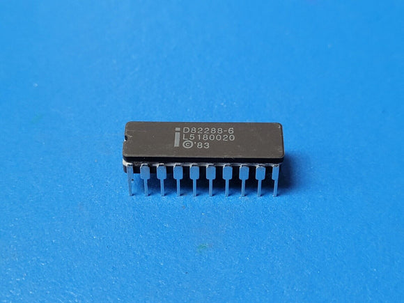 (1PC) D82288-6 INTEL Control/Command Signal Generator 6MHz HMOS CDIP20