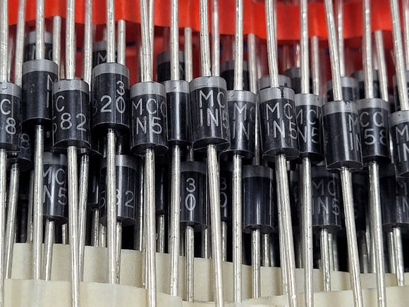 (25 PCS) 1N5820 MCC Rectifier Diode, Schottky, 3A, 20V, DO-201AD