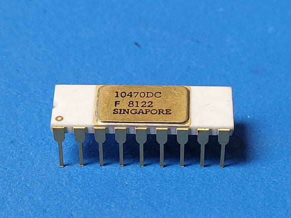 (1 PC) F10470DC FSC Standard SRAM, 4KX1, 35ns, ECL, GOLD CDIP18