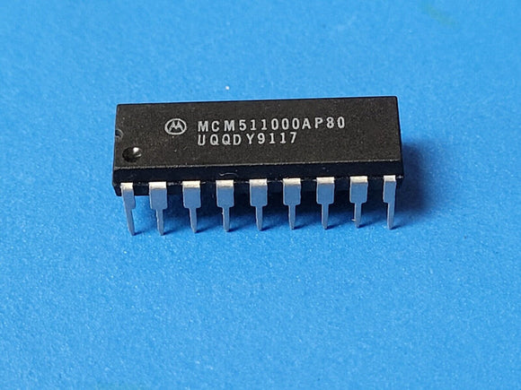 (1 PC) MCM511000AP80 MOT Fast Page DRAM, 1MX1, 80ns, CMOS, PDIP18