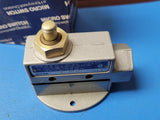 BZV6-2RQ MICRO SWITCH Limit Switches SPDT 1NC/1NO 15A Top Plunger