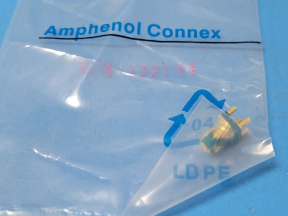 (1 PC) 132134 AMPHENOL RF Conn SMA RCP 0Hz to 18GHz 50Ohm Solder ST Gold