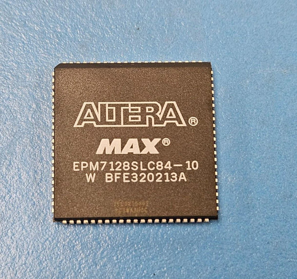(1PC) EPM7128SLC84-10 CPLD MAX 2.5K Gates 128 Macro Cells 100MHz 5V PLCC84