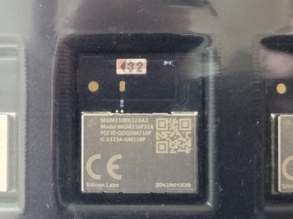 (1 PC) MGM210PA32JIA2R Silicon Labs RF TXRX MOD 802.15.4 BT CHIP SMD