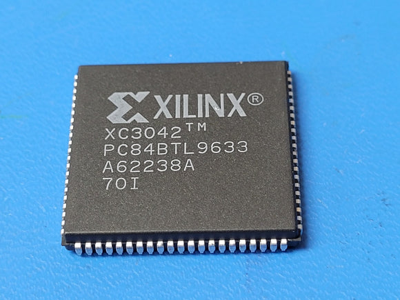 (1PC) XC3042-70PC84I XILINX FPGA 144 CLBs 2000 Gates 70MHz 144-Cell CMOS PLCC84
