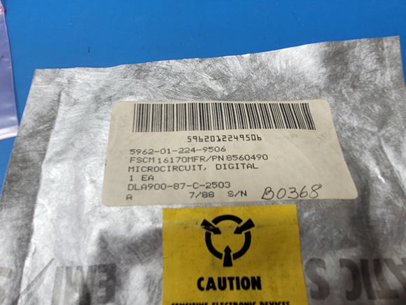 (1 PC) 5962-01-224-9506(8560490) Microcircuit, Digital