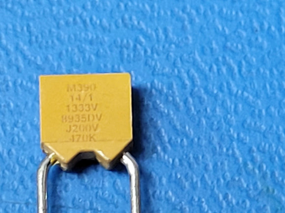 (10 PCS) M39014/01-1333V Cap Ceramic 47pF 200V BX 10% Radial 5.08mm 125°C Bulk