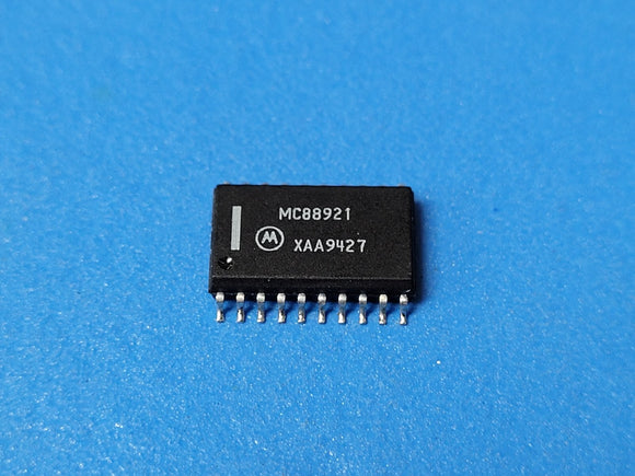 (1 PC) MC88921DW MOT PLL Based Clock Driver, 6 True Outputs, CMOS, SOIC-20