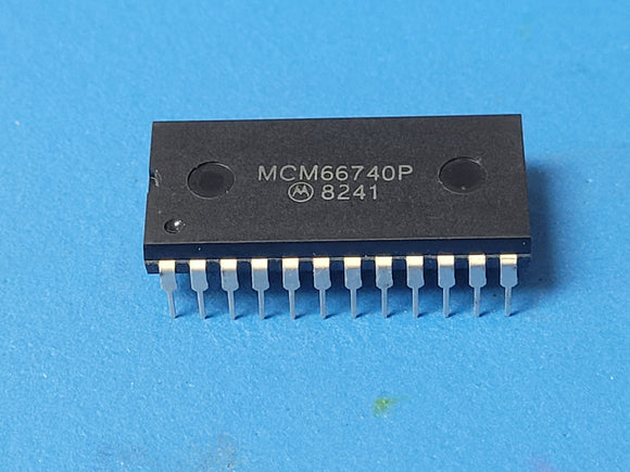 (1 PC) MCM66740P MOT Memory IC, MOS, PDIP24