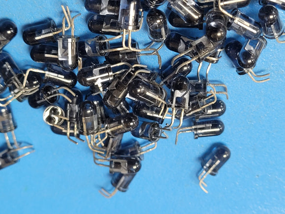 (200 pcs) TSIL6400 VISHAY GaAs/GaAlAs IR Emitting Diodes - LED5mm Formed Leads