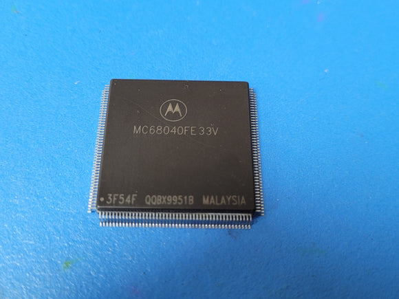 (1 PC) MC68040FE33V MOT Microprocessor, 32-Bit, 33MHz, HCMOS, QFP184