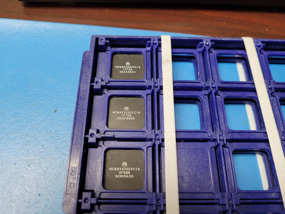 (1 PC) MC68332GCFC16 MOT Microcontroller 32-Bit 68000 CPU 16.78MHz HCMOS QFP132