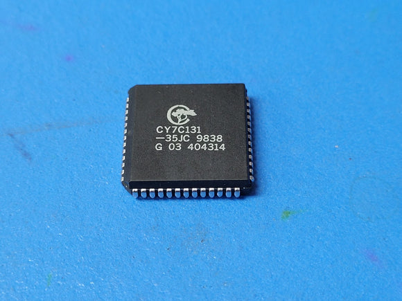 (1 PC) CY7C131-35JC CYPRESS DUAL-PORT SRAM, 1KX8 35ns PLCC-52