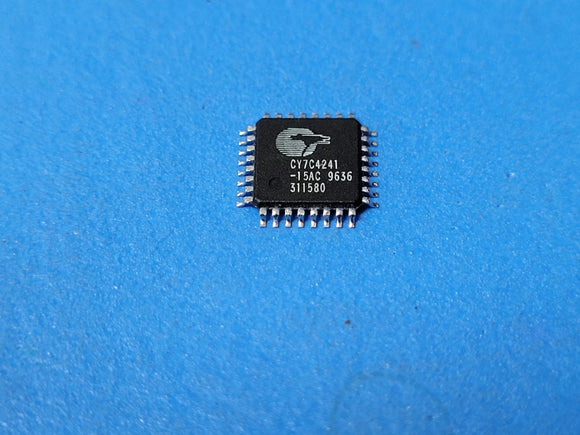 (1 PC) CY7C4241-15AC CYPRESS FIFO, 4KX9, 10ns, Synchronous, CMOS, TQFP32