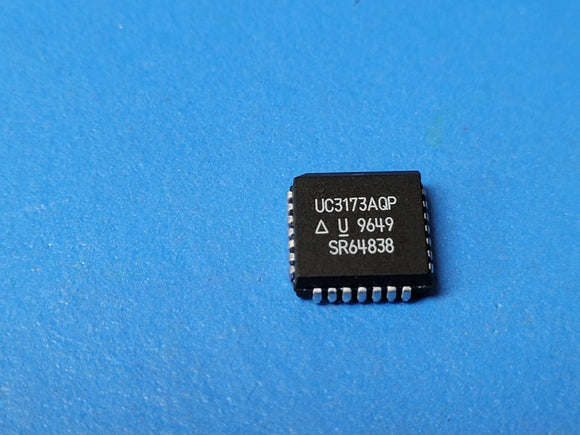(1 PC) UC3173AQP UNITRODE Voice Coil Motor Controller, 0.6A, BIPolar, PLCC28
