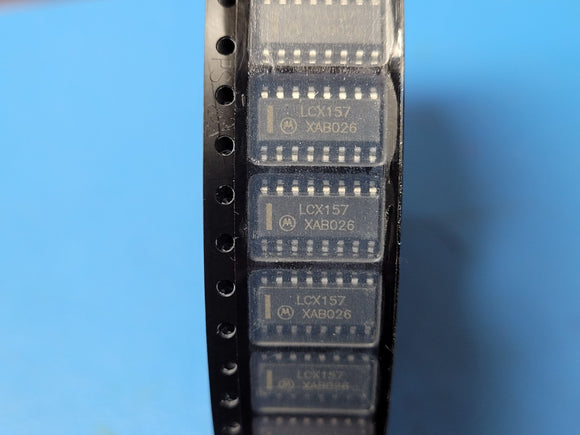(10 PCS) MC74LCX157D MOT IC MULTIPLEXER 4 X 2:1 16-SOIC
