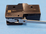 (1PC) Z-15GW-B7-K OMRON Snap Acting/Limit Switch, SPDT, 15A, 14VDC, Hinge Lever