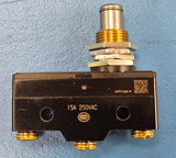 (1PC) Z-15GQ-B Snap Acting/Limit Switch, SPDT, 15A, 14VDC, Plunger Actuator