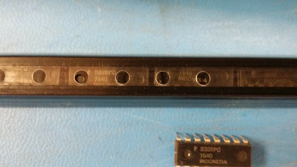 (1 PC) 9328PC FSC / AMD Shift Register, 8-Bit, TTL, PDIP16