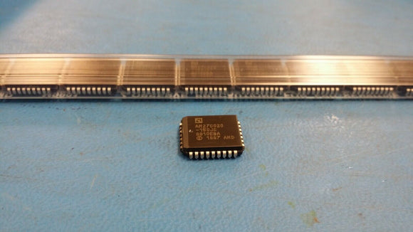 (2 PCS) AM27C020-150JC AMD OTP ROM, 256KX8, 150ns, CMOS, PQCC32