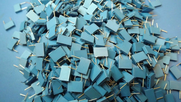 (20pcs) B32520C6472J EPCOS CAP FILM 4700PF 5% 400VDC RADIAL