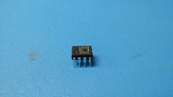(10 PCS) LM393N MOT Comparator Dual ±18V/36V 8-Pin PDIP