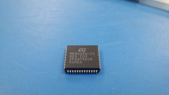 (1 PC) ST16C552IJ68 STMICRO IC UART FIFO 16B DUAL PLCC68