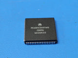 (1 PC) MC68HC000FN10 MOT Microprocessor, 32-Bit, 10MHz, CMOS, PLCC68