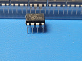 (5 PCS) 24LC00/P MICROCHIP EEPROM, 16X8, Serial, CMOS, PDIP8