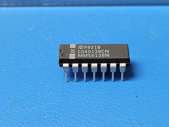 (2 PCS) CD4013BCN NSC Flip Flop 2 Element D-Type 1 Bit Positive Edge 14-DIP
