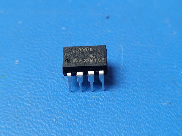 (2 PCS) IL300 Optoisolator Photovoltaic, Linearized Output 4420Vrms 1 Channel