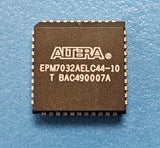 (3pcs) EPM7032AELC44-10 600 Gates 32 Macro Cells 103.1MHz CMOS, 3.3V 44-Pin PLCC