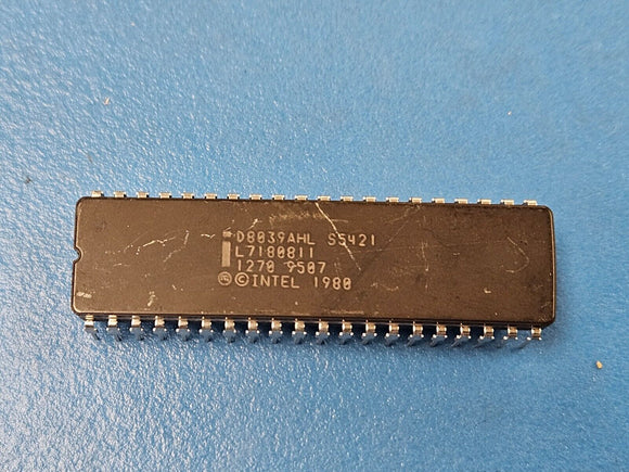 (1PC) D8039AHL Intel Microcontroller, 8-Bit, 8048 CPU, 3.67MHz, NMOS, CDIP40