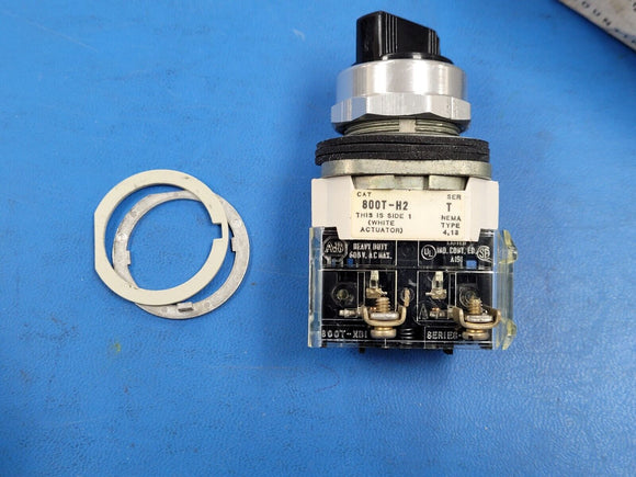 (1 PC) 800T-H2D1 AB SELECTOR SWITCH 2 POS MAINT GENUINE