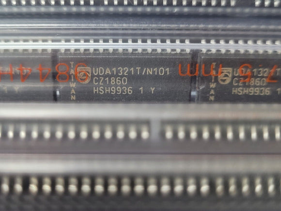 (1 PC) UDA1321T/N101 PHILIPS D/A Converter 20-Bit 2 Func CMOS SOIC-28