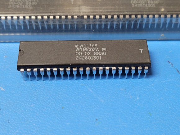 (1 PC) WD16C92A-PL 00-02 WESTERN DIGITAL IC 40 PIN PDIP