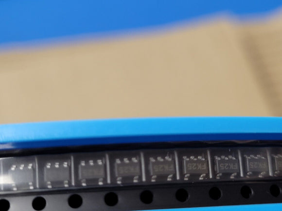 (25 PCS) LK112M25TR STMICRO LDO Regulator Pos 2.5V 0.15A 5-Pin SOT-23